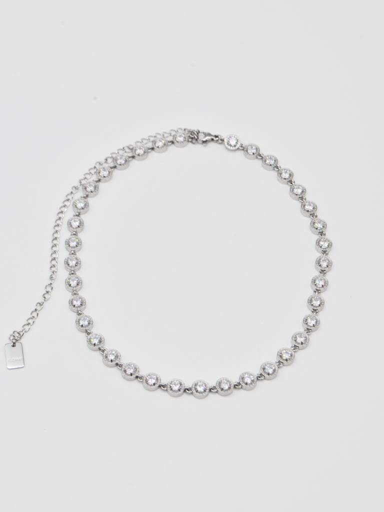 COLAR PRATEADO COM BRILHANTES