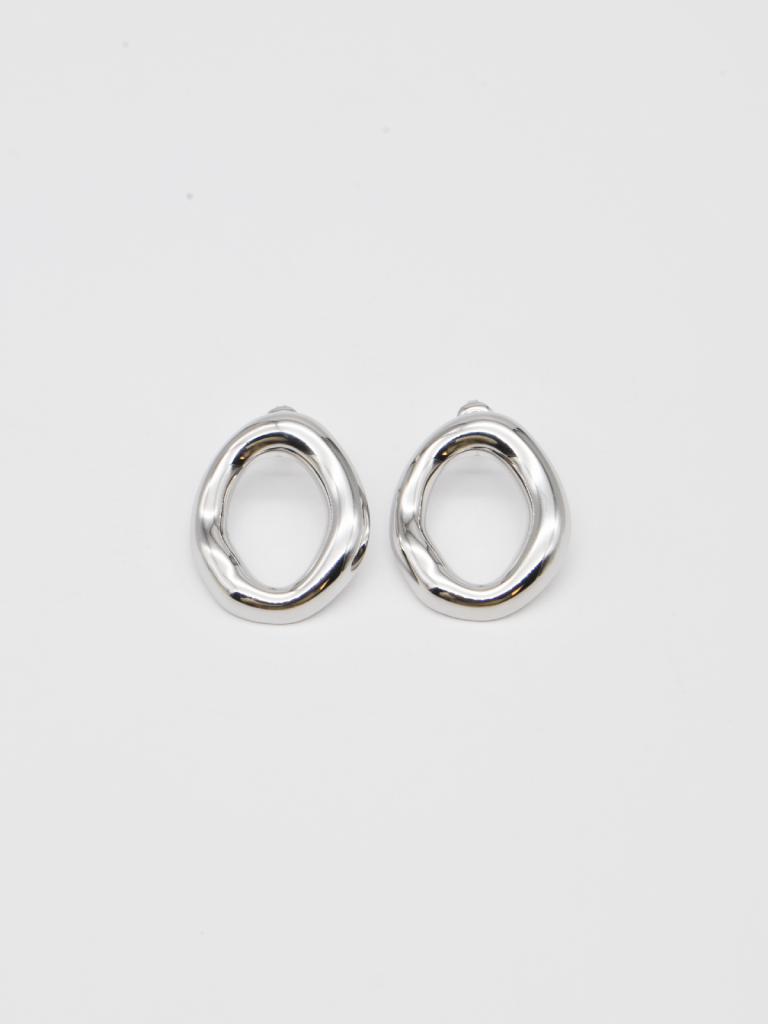 BRINCOS PRATEADOS REDONDOS