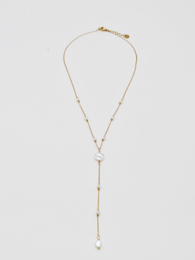 COLAR DOURADO COM CONTAS