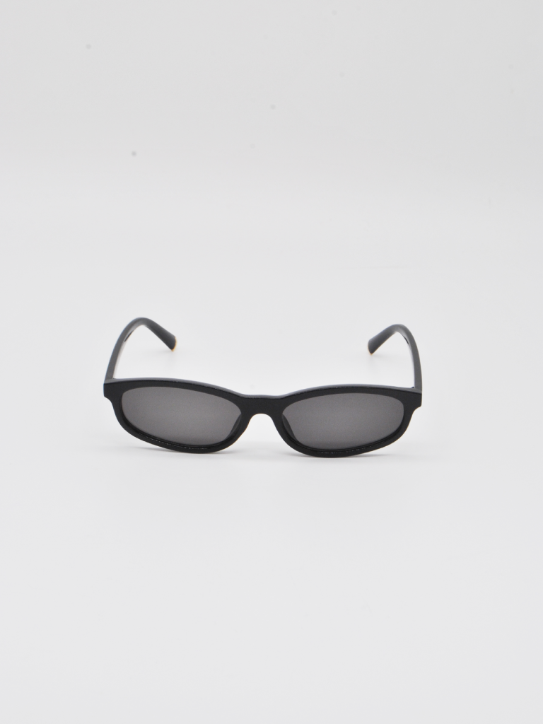 ÓCULOS DE SOL PRETOS RETRÔ